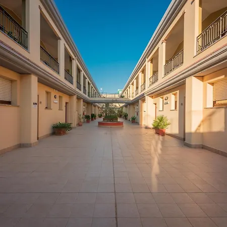 Stylish Le Fontane 2 Bedrapt T6 Sleeps 6 וילסימיוס