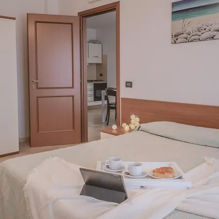 Stylish Le Fontane 2 Bedrapt T6 Sleeps 6 *