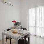 Stylish Le Fontane 2 Bedrapt T6 Sleeps 6 빌라시미우스