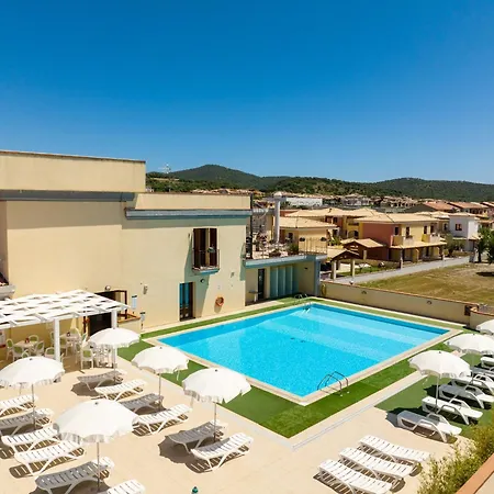 Stylish Le Fontane 2 Bedrapt T6 Sleeps 6 * Villasimius