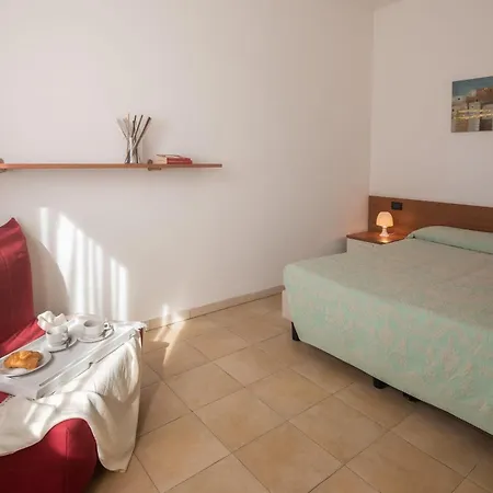 Stylish Le Fontane 2 Bedrapt T6 Sleeps 6 Appartamento