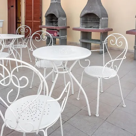 Stylish Le Fontane 2 Bedrapt T6 Sleeps 6 Appartamento Villasimius