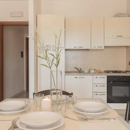 Stylish Le Fontane 2 Bedrapt T6 Sleeps 6 *