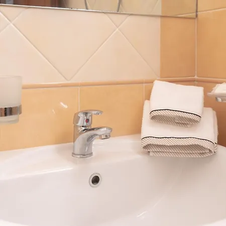 Stylish Le Fontane 2 Bedrapt T6 Sleeps 6 Διαμέρισμα Villasimius