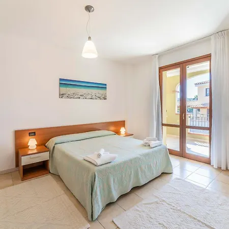 Stylish Le Fontane 2 Bedrapt T6 Sleeps 6 アパート ヴィッラシミーウス