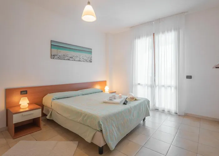 Stylish Le Fontane 2 Bedrapt T6 Sleeps 6 Apartamento Villasimius