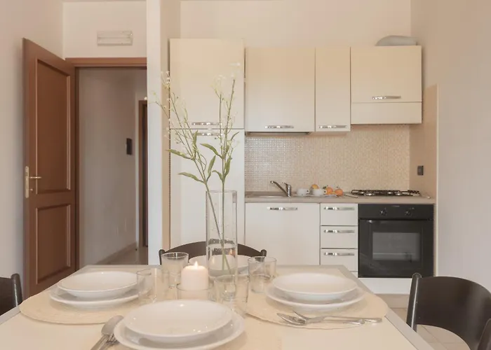 Stylish Le Fontane 2 Bedrapt T6 Sleeps 6 *